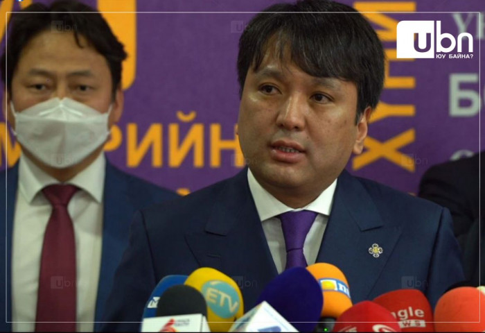 ШУУД: УИХ-ын гишүүн Т.Доржханд мэдээлэл хийж байна