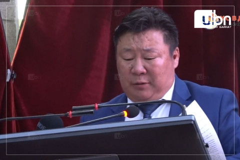 Б.Дүгэржав: Эрдэнэбүрэнгийн усан цахилгаан станцын ажил Л.Оюун-Эрдэнэ сайдын үед эрчимжиж байгаад баяртай байна