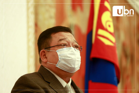 С.Эрдэнэ: У.Хүрэлсүхийг Ерөнхий сайдаар тавих саналыг Х.Баттулга тавьсан