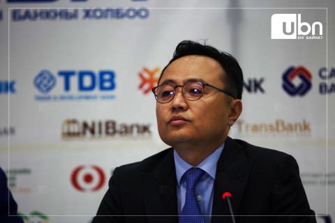 Л.Амар: Иргэдэд олгосон зээлийн хэмжээ 72 хувиар нэмэгдсэн, банкны зээл хэвийн байна