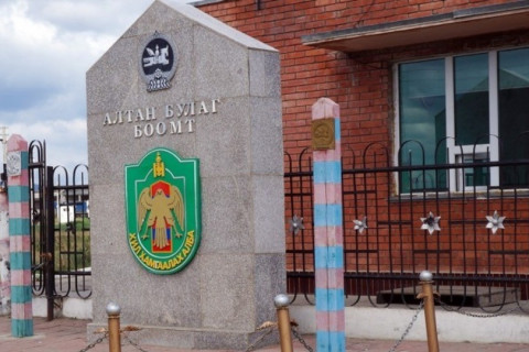 Сүүлийн 24 цагийн дотор Алтанбулагийн боомтоор 916 Орос иргэн орж иржээ