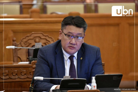 Б.Жавхлан: Замын-Үүдийн боомтоор гарч буй экспортын 12 цувааг удахгүй 16 болгож нэмэгдүүлнэ