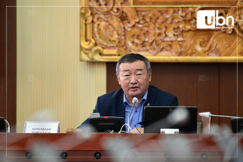 Х.Баделхан: Тэтгэвэрт гарсан хүмүүсийг төрд ажиллуулахгүй гэж байгаа нь цэрэг, цагдаагийнхны эрхэд халдаж байгаа асуудал биш үү
