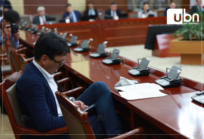 ТҮР ХОРОО: Х.Баттулгатай холбоотой Хөгжлийн банкны хэргийг хаалттай хурлаар хэлэлцэнэ