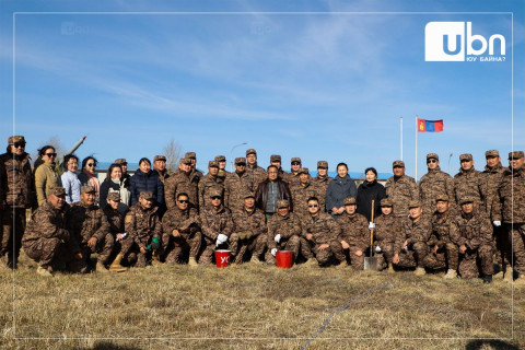 СУРВАЛЖИЛГА: БХЯ-ны бие бүрэлдэхүүн эко цэргийн ангид 150 мод тарилаа