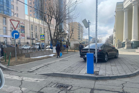 Явган хүний зам дээрх зөрчлийг баримтжуулаад урамшуулал авдаг болно
