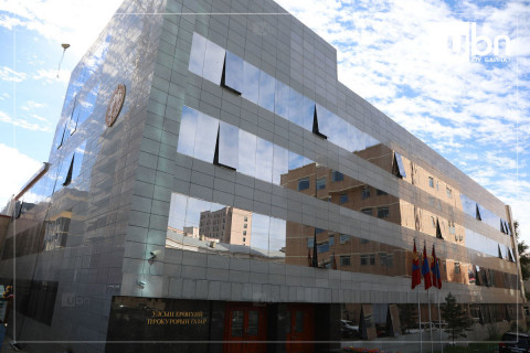 “Ерөнхий прокурор байсан хүний төрсөн дүүгийн дансаар 4 сая доллар шилжээд гарчихсан хэргийг хэрэгсэхгүй болгосон“