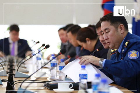 Ковидын үеийн халдвар хамгааллын дэглэмийг мөрдөж ажиллахыг чиглэл болголоо