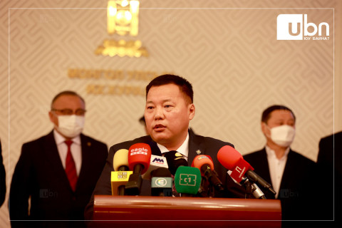 ШУУД: АН-ын бүлгээс 2023 оны алдагдалтай төсөв батлахыг эсэргүүцэж мэдээлэл хийж байна