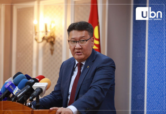 Б.Жавхлан: Хүүхдийн мөнгийг 3.5 саяас дээш орлоготой өрхөд олгохгүй