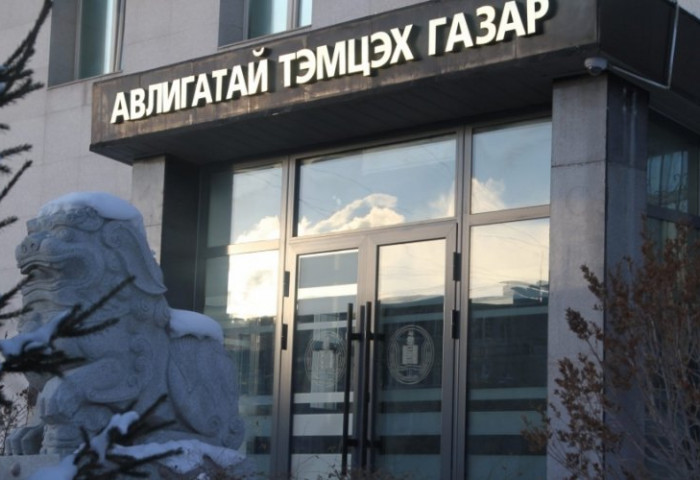 ШУУРХАЙ: АТГ-аас “нүүрснийхэнтэй“ холбоотой 24 обектод 33 хүнийг дайчлан байцаажээ
