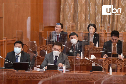 ЧУУЛГАН: Үдээс хойшхи хуралдаан эхэллээ