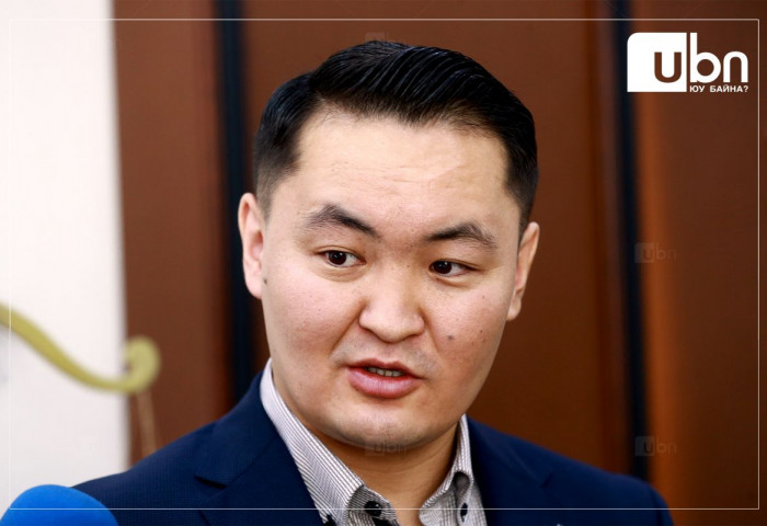 ШУУД: С.Эрдэнэд намайг огцруулах нь битгий хэл цэвэрлэгч ч халах эрх байхгүй