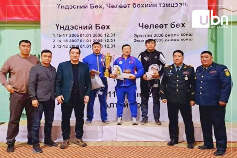 Улсын заан Р.Давааням агсны нэрэмжит “Түмний Манлай” өсвөр үеийн тэмцээн Алтай хотод боллоо