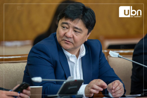 Г.Ганболд: Нүүрсний хулгайтай холбоотой зарим хэргүүдийг хэрэгсэхгүй болгосон. Тиймээс энэ асуудлыг нээлттэй сонсох ёстой