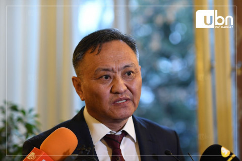 Б.Жаргалсайхан: Ерөнхийлөгч асан Х.Баттулга гадаадад байх эсэхийг зөвхөн мөрдөгч шийднэ. Хэрэв оргосон эсэх нь тогтоогдвол дараагийн асуудал яригдана