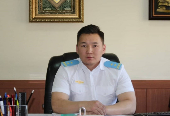 10 тэрбум төгрөгөө хураалгасан С.Батдөлийг ЦАГДАН ХОРИОНЫ ХУРЛЫГ ХИЙЛГҮЙ СУЛЛАЖЭЭ