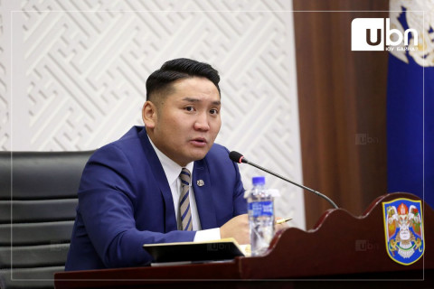 Томоохон зах, худалдааны төвүүдэд хүнсний аюулгүй байдлыг хангаж, хяналт тавьж ажиллахыг ҮҮРЭГДЛЭЭ