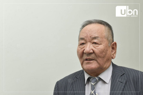 Ө.Ганхуяг: Үндсэн хуулийг шинэчлэн найруулж, хэлэлцүүлэх асуудал зөвлөлдөх санал асуулгад иргэдийн саналаар унасан