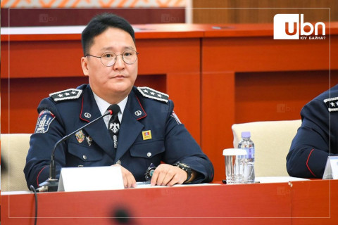 Д.Отгонжаргал: Нүүрсэн яндангүй автомашинаас 270 гаруй төрлийн хорт бодис ялгардаг тул яндангийн шүүлтүүрийг хилээр гаргахыг хориглох санал хүргүүлнэ