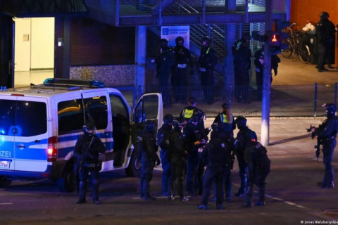 Германы Гамбург хотод зэвсэгт халдлага гарч долоон хүн амиа алджээ