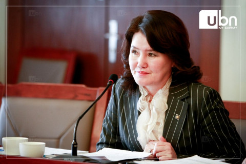 СОНСГОЛ: Л.Эрдэнэчимэг “Болгар улсад албан томилолтоор явж байгаа тул биечлэн ГЭРЧЭЭР оролцох боломжгүй“ гэжээ