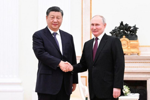 Ши Жиньпин, В.Путин нар хэвлэлийн хурлын үеэр ЮУ ЯРИВ