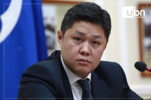 Монголбанкны Тэргүүн дэд ерөнхийлөгч Г.Дөлгөөн БЗС-аас 16 мянган ам.долларын зээл авч, гадаадад суралцжээ