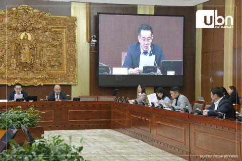 ХУУЛИЙН ТӨСӨЛ: Төмөр замын тээврийн байгууллагаас тэтгэвэрт гарсан хүнд 10-аас доошгүй сарын цалинтай тэнцэх хэмжээний нэг удаагийн дэмжлэг үзүүлэхээр тусгажээ