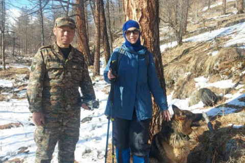 Хилчид дрон ашиглаж ууланд авиралт хийж яваад төөрсөн ОХУ-ын аялагчийг олжээ