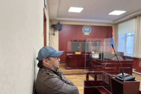 Д.Монголхүүг шүүх хуралдаанд биечлэн оролцох хүсэлтийг хангаж шүүх хуралдааныг түр хойшлуулж шийдвэрлэлээ