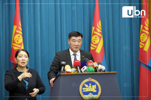С.Бямбацогт: Мухар төмөр зам гэгддэг Гашуунсухайт Ганцмод чиглэлийн төмөр замын Хятадын талтай холбох барилга угсралтын ажлыг энэ ондоо багтаж эхлүүлнэ