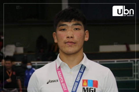 Н.Батбилгүүн чөлөөт бөхийн U23 насны Азийн аварга боллоо