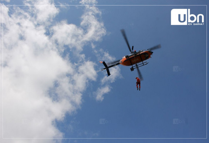 ФОТО: Өндөр уул, хаданд аврах ажиллагаа зохион байгуулжээ