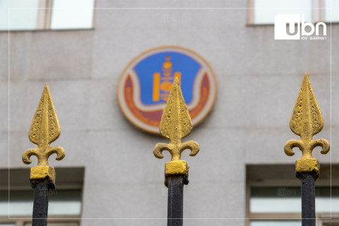 АТГ: Улс төрд нөлөө бүхий этгээдээр ажиллаж байсан Э хахуульд авсан 2 тэрбум төгрөгийн эх үүсвэрээ нуух зорилгоор мөнгө угаасан хэргийг шүүхэд шилжүүлэв