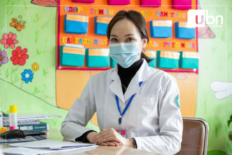 СЭМҮТ: Хүүхдийн дэлгэцийн донтолт томчуудаас хамаардаг. Хүүхдэд амьд харилцаа сайн байх тусам дэлгэцийн хэрэглээ буурна