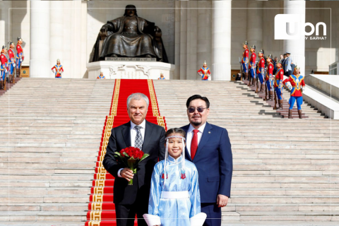 ОХУ-ын Холбооны Хурлын Төрийн Думын дарга В.В.Володиныг Д.Сүхбаатарын талбайд угтан авлаа
