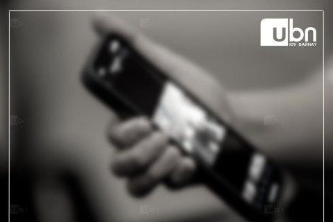 Хүүхдийнхээ гар утсанд “Content & Privacy Restriction” тохироог хийж, зохисгүй агуулгатай контентоос хамгаалаарай