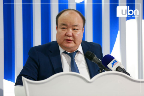 Л.Ганбат: Өнгөрсөн жил багшийн индескээр I байранд жагсаж байсан 6 багш V индекс рүү буурсан