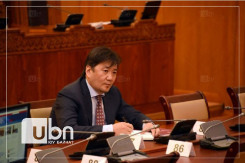ЧУУЛГАН: “Төрөөс мөнгөний бодлогын талаар 2024 онд баримтлах үндсэн чиглэл батлах тухай” тогтоолын төслийг хэлэлцэж байна