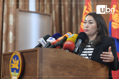 Х.Булгантуяа: Такси үйлчилгээг аюулгүй болгохоос гадна сургуулийн автобус үйлчилгээг нэмэх зайлшгүй шаардлагатай