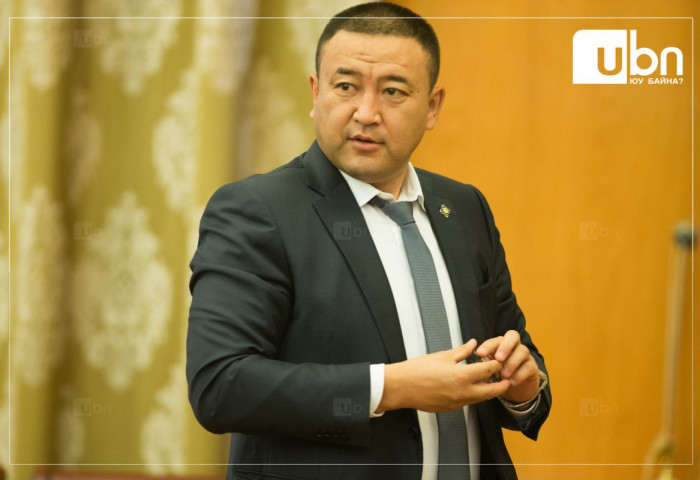 Б.Чойжилсүрэн: Ерөнхийлөгч У.Хүрэлсүх намайг шанаадаагүй. Худал мэдээлэл