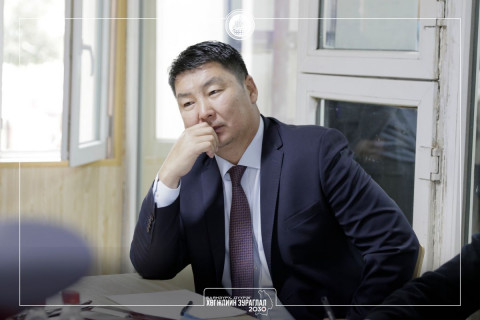 БЗД-ийн Засаг дарга Н.Баярмөнх иргэдийг хүлээн авч уулзан, тулгамдсан зарим асуудлыг газар дээр нь шийдвэрлэж ажиллалаа