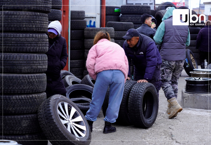 СУРВАЛЖИЛГА: Өвлийн дугуйны үнэ өнгөрсөн жилийнхээс 10 мянган төгрөгөөр өсч,  эрэлт багасчээ