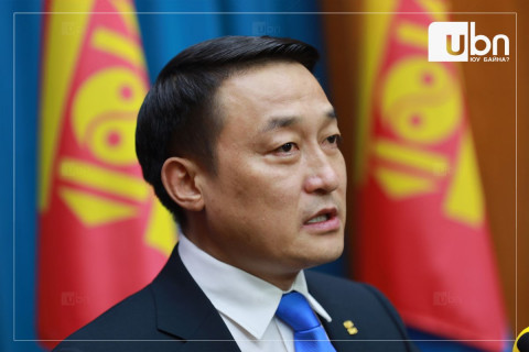 Д.Амарбаясгалан: УУХҮЯ болон “Оюу Толгой“ ХХК-ны хооронд үл ойлголцолтой асуудал байгаа. Үүнийг дэд ажлын хэсэг анхаарна