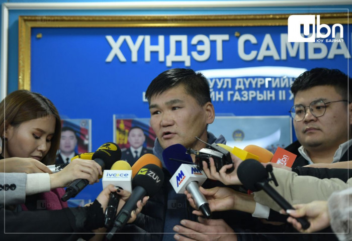 “Бичлэг үзэх бол нууцын зэрэгт гарын үсэг зурах ёстой. Гэхдээ би бичлэг үзэхээс түр татгалзсан учраас гарын үсэг зураагүй“
