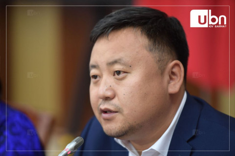 О.Алтангэрэл: “Худал мэдээлэл тараах“ гэдгээр үзэл бодлоо илэрхийлсэн иргэн, сэтгүүлчдийн эсрэг хэрэг нээж, залхаан цээрлүүлж байна