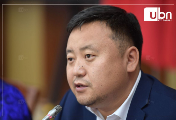О.Алтангэрэл: “Худал мэдээлэл тараах“ гэдгээр үзэл бодлоо илэрхийлсэн иргэн, сэтгүүлчдийн эсрэг хэрэг нээж, залхаан цээрлүүлж байна