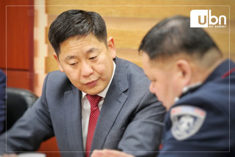 БГД-ийн Засаг даргаар Ө.Сумъяабаатарыг эргүүлэн томилжээ