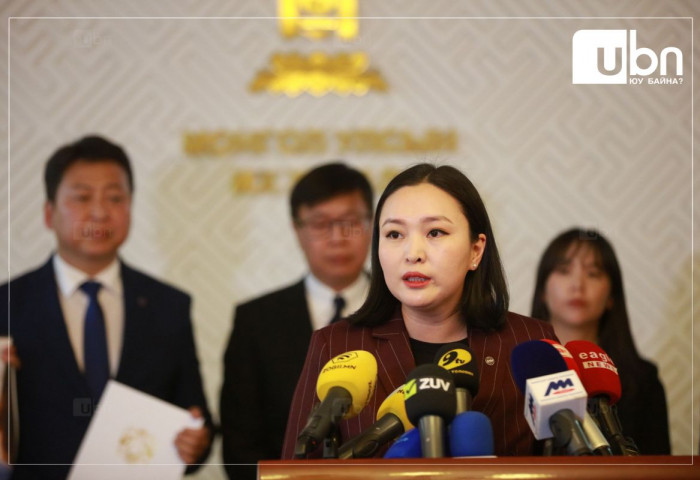 ХҮН намынхан нийслэлийн намын даргаараа Э.Золзаяаг тавьж, эмэгтэй хотын даргатай болох чиглэлдээ анхаарна